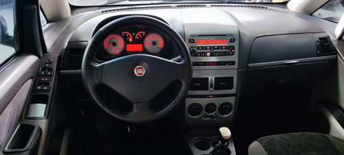 Fiat Idea Fiat Idea HLX 1.8 (Flex)