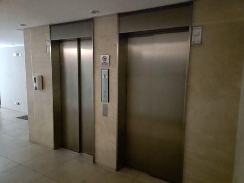 Depto. 3d/3b, 3e/1b, 166 M2, A 2 Cuadras De Portal La Dehesa
