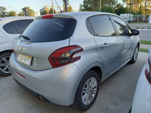 Peugeot 208 1.6 Allure Nav 2017
