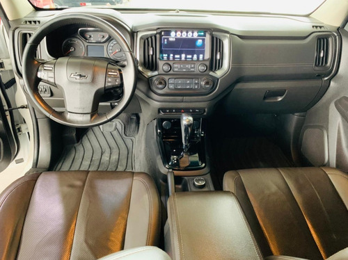 Imagem 9 de 14 de Chevrolet S10 High Country