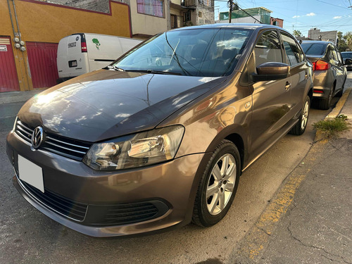 Volkswagen Vento 1.6 Style At