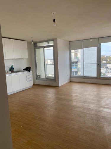 Alquilo Apartamento Con Cochera