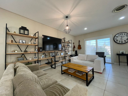 Imagen 5 de 30 de Venta | Casa Ayres De Los Arroyos | Oportunidad | Permuta