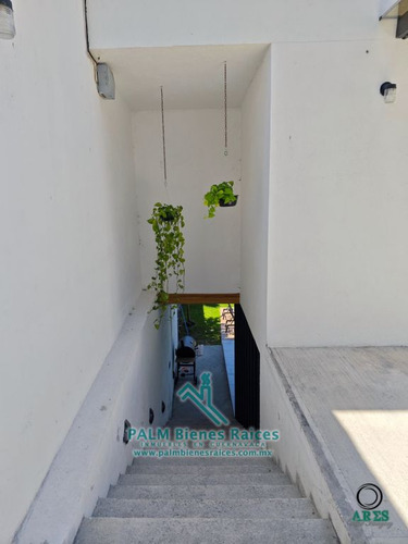 Casa Sola Con Alberca Climatizada, Brisas, 3 Recámaras, 3.5 Baños, 3 Autos, Seguridad 24hrs $6,350,000.00