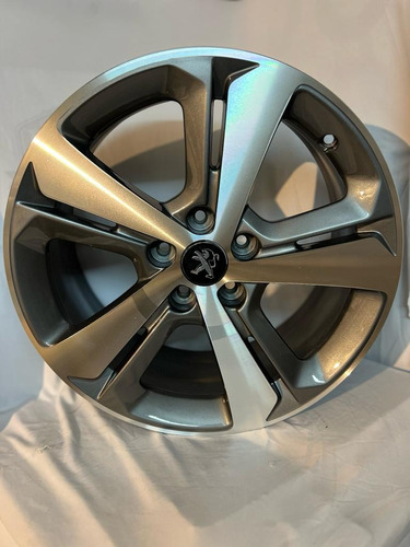 Llanta Peugeot Original Reformada R17 5x108