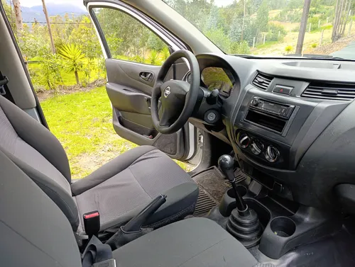 Nissan Frontier 2.5l Chasis Diésel 4x2