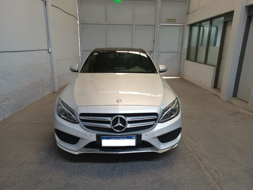 Imagen 2 de 8 de Mercedes Benz C250