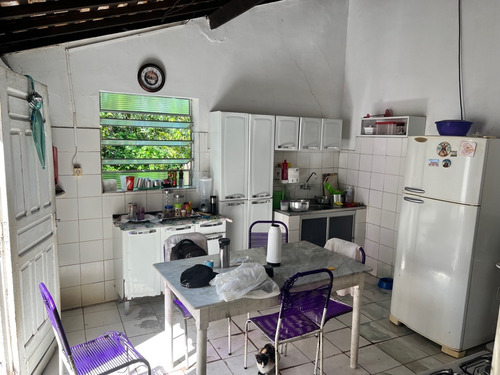 Vendo Casa Localizada No Centro De Elesbão Veloso Ao Lado Do Banco Do Brasil