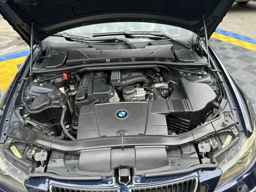 Bmw 320i 2008