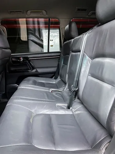Toyota Land Cruiser V8 VX LC200 IMPERIAL 4X4 4.7 AT