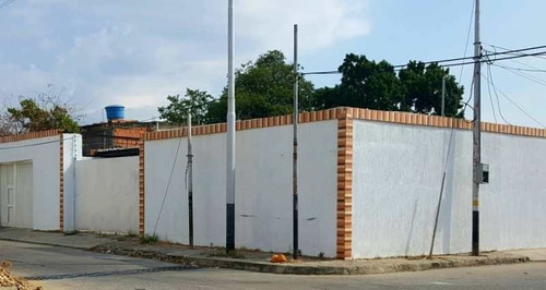 Imagen 1 de 17 de Se Vende Galpón Comercial, Santa Rosa. Código.: Fog-030