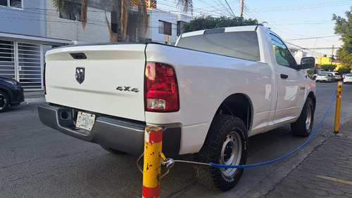 Dodge Ram 2500 4.7 4x4 At