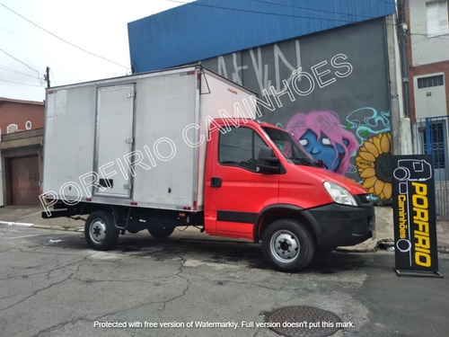 Imagem 4 de 15 de Iveco 35s14