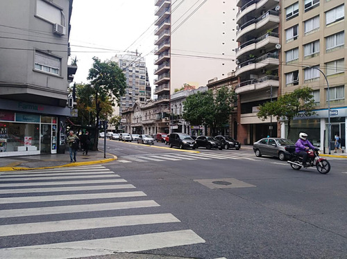 Imagen 6 de 9 de Cochera De Lujo Techada En Palermo.