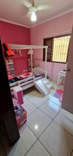 Imagem 20 de 26 de Casa No Bairro Balneário Gaivota, Em Itanhaém, Litoral Sul De São Paulo, Localizada No Lado Praia À 1.000 Metros Do Mar, Em Rua Calçada, Próximo À Escolas E Comércios Em Geral.