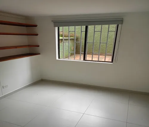 Se Vende Apartaestudio En La Almeria M/l