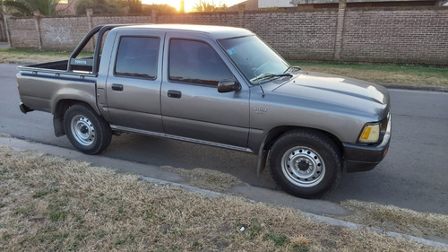 Imagen 14 de 16 de Toyota Hilux 2.8 Dlx 4x2 2000 400.000km Reales Vremy