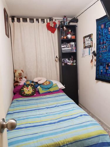 Se Vende Cómodo Departamento 2d2b Av. España 445, Santiago.