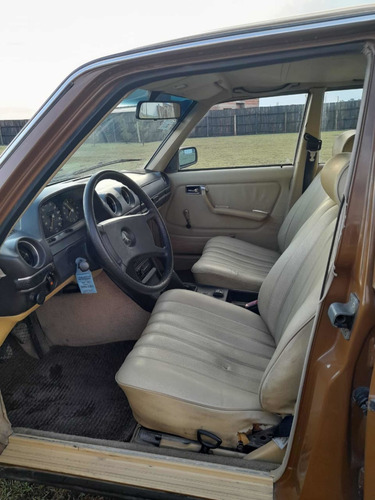 Imagen 10 de 13 de Mercedes-benz 230e