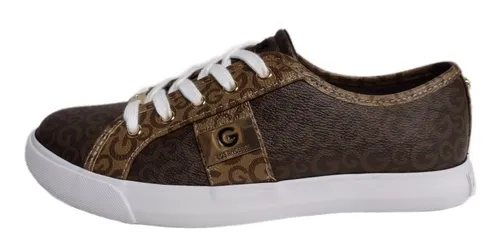 Tenis g by guess café con logotipo outlet