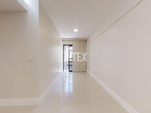 Imagem 3 de 30 de Apartamento À Venda Com 3 Quartos (1suíte) E 2 Vagas De Garagem Em Botafogo - Ap01730 - 70282371