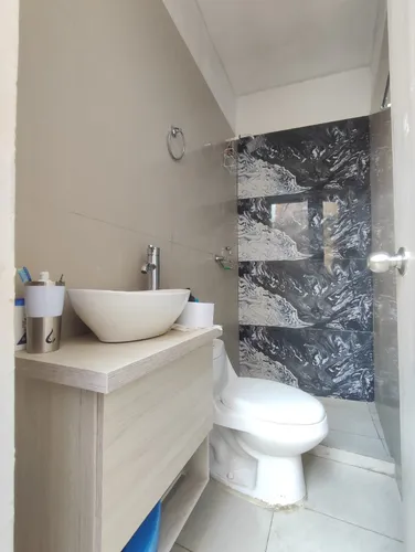 Casa En Venta En Doce De Octubre. Cod V30534