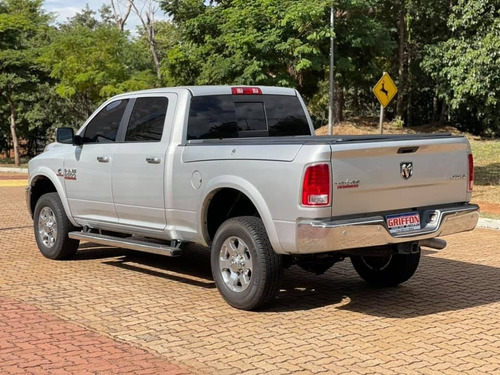 Imagem 9 de 15 de Dodge Ram 2.500 Laramie 2017 Diesel Segundo Dono