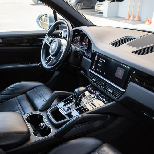 Porsche Cayenne 3.0