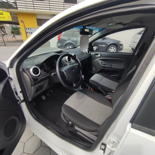 Imagem 7 de 8 de Ford- Fiesta Sedan Se 1.6 16v Flex 4p