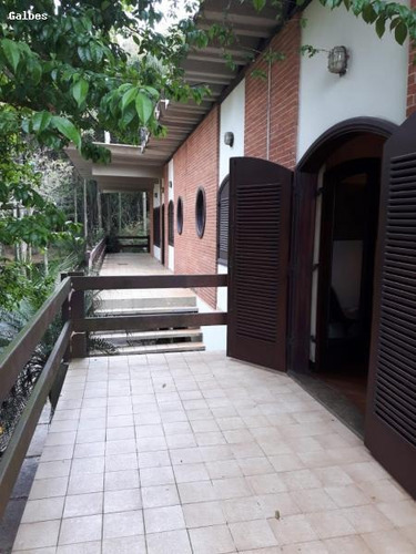 Chácara Para Venda Em Itapecerica Da Serra, Embu Mirim, 4 Dormitórios, 2 Banheiros, 10 Vagas - 2000/2689_1-1361303