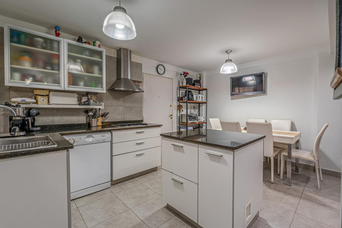 Excelente Semipiso - Venta - 4 Ambientes - Balcon - Frente - Cochera - Belgrano