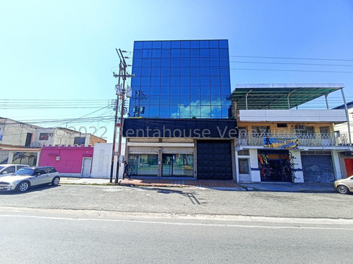 Edificio En Venta En Avenida Constitucion Maracay Aragua 24-8234 Ec