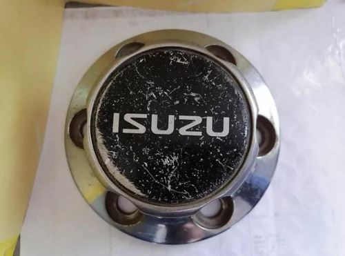 Tapón De Rin Isuzu 6 Birlos #897038-9770 Orig De Uso