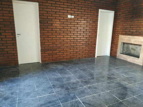 Imagen 10 de 28 de 2 Casas Independientes En Un Terreno Con Piscina, La Falda
