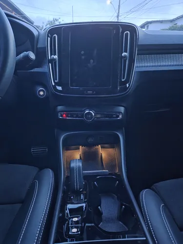 Volvo XC40 2.0 B5 Mild Hybrid