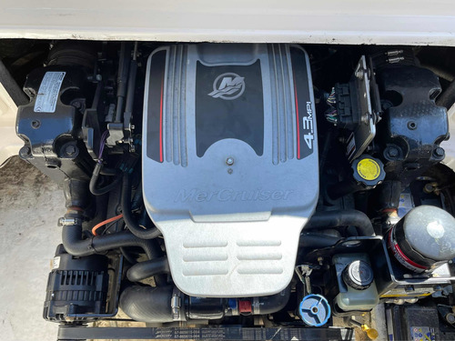 Imagen 3 de 14 de Canestrari 215 Mod.2014 Mercruiser V6 Mpi De 220hp-140 Horas