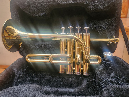 Trompeta Piccolo Silvertone Dorado (Usado)