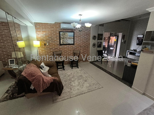 Maria Elena Latouche Vende Casa En San Diego La Cumaca, Mels 25-24767