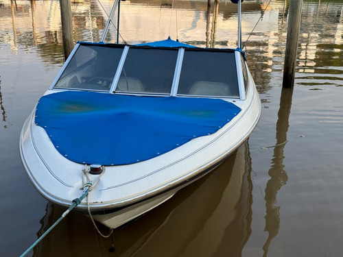 Lancha Bayliner Capri 2050 Sergio Bonora Yates