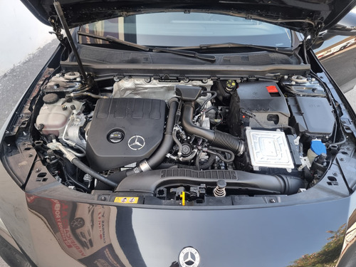 Mercedes-Benz Clase CLA 1.3 200 Progressive