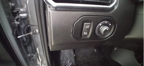 Imagen 17 de 25 de Renault Duster Oroch Iconic 1.3 2wd Cvt 0km