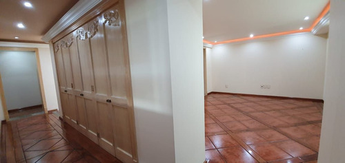 Imagen 29 de 30 de Lujoso Departamento En Venta En La Mejor Zona De La Ciudad D