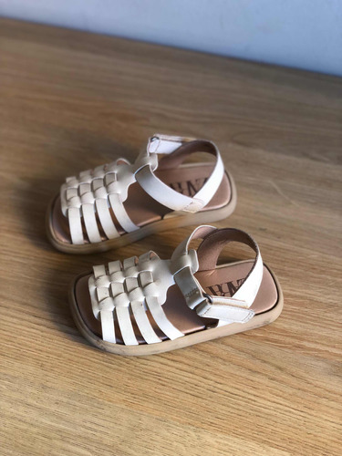 Sandalias Zara Niña 22