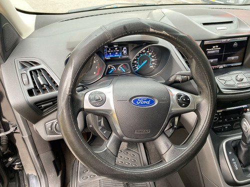 Imagen 20 de 25 de Ford Escape Se 2014