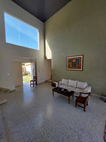 Imagen 15 de 18 de Fernando Perez Vende Excelente Casa Quienta En Villa San Diego Country