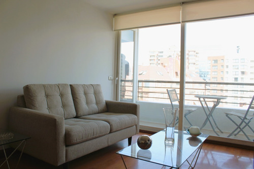 Departamento Amoblado 2d/ 2b El Golf, Las Condes