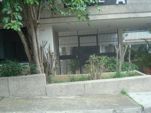 Imagen 6 de 20 de Ofc Venta De Lindo Apartamento En Colinas De Santa Mónica / 22-15565
