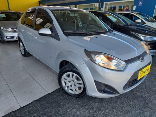 Imagem 1 de 11 de Fiesta Sedan 1.6 Rocam Se Sedan 8v Flex 4p Manual