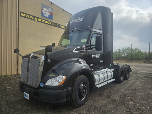 Tracto Camión Kenworth T680 Año: 2015 Paccar Gm109079