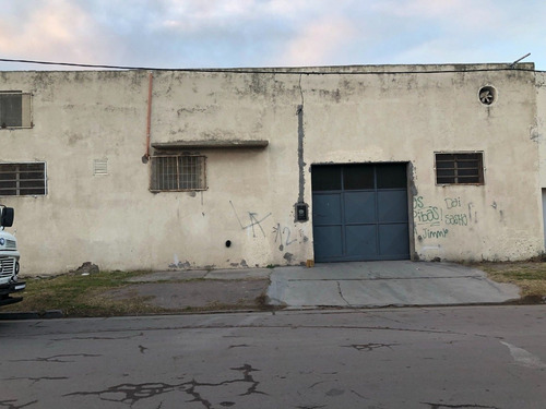 Imagen 11 de 23 de Casa, Galpones Y Oficina S/cuatro Lotes, Bº San Martin Bahía Blanca U$s 240000